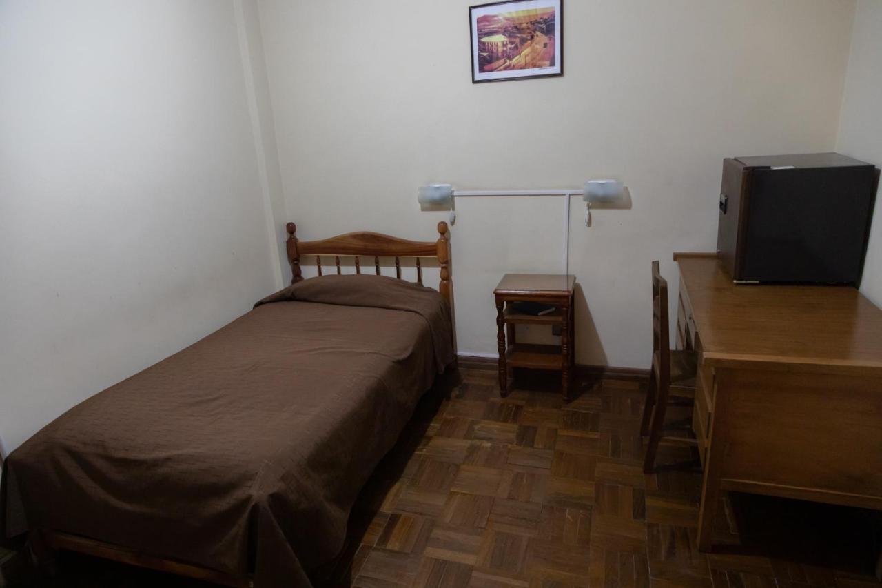 Julia Plaza Hotel Uyuni Kültér fotó