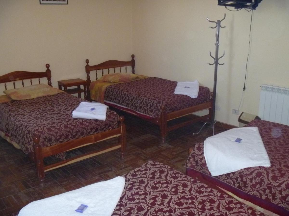 Julia Plaza Hotel Uyuni Szoba fotó