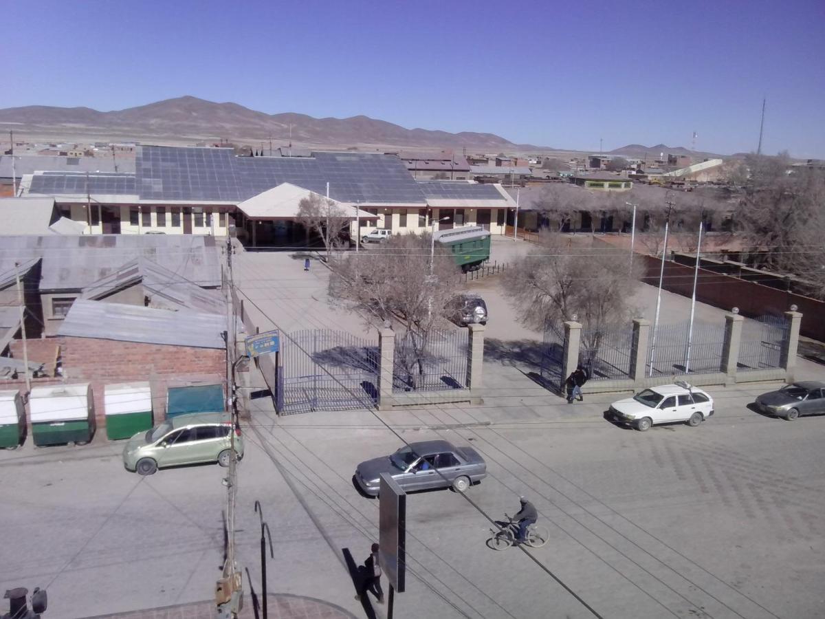 Julia Plaza Hotel Uyuni Kültér fotó